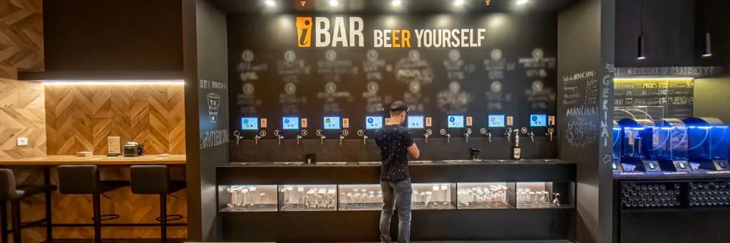iBar — interior