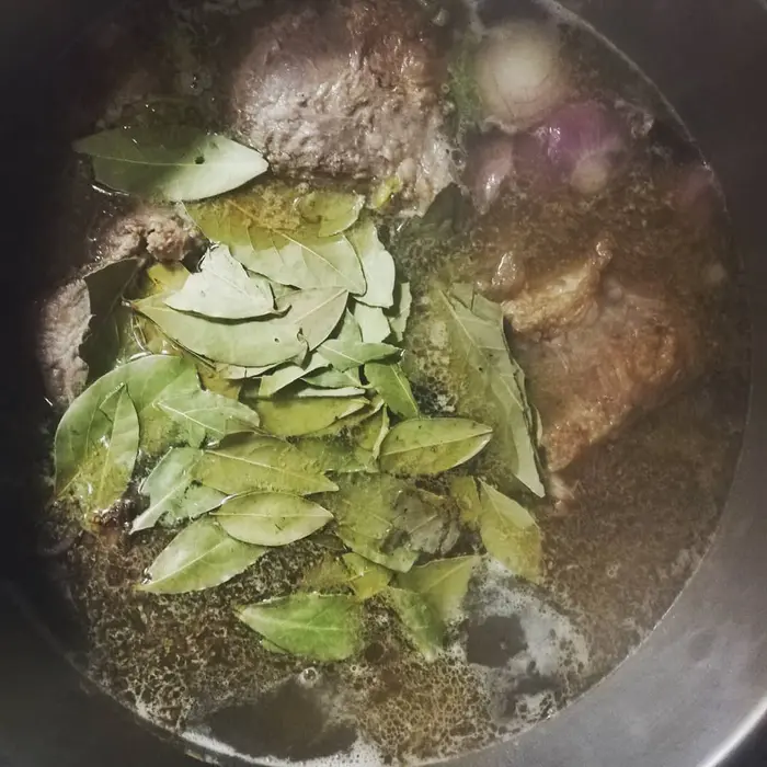 Lauro lapas — food