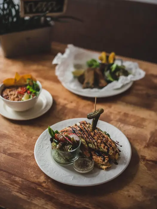 Vieta — food